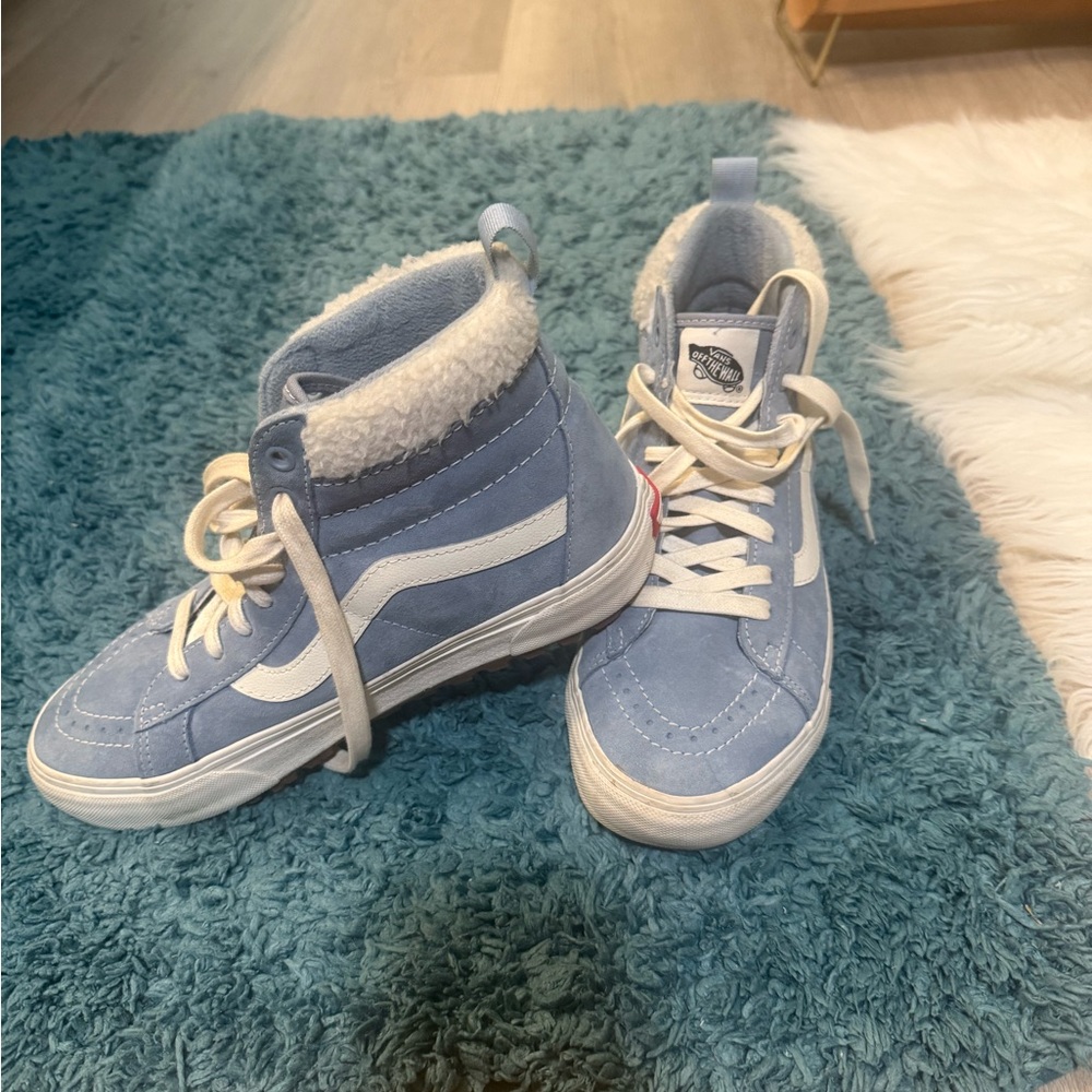 Vans Women’s Light Blue High-Top MTE Boot